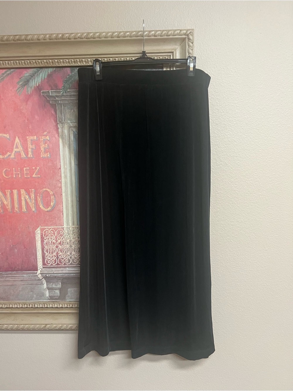 Chico's Travelers Black Midi Skirt